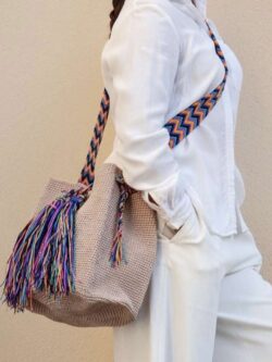 Evomar Maria veske, Wayuu style, Beige med tuttifrutti reim
