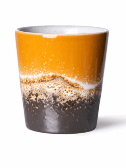 HK Living, 70s ceramics: coffee mug fire