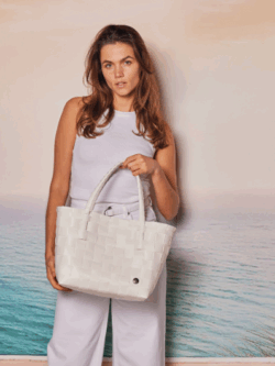 Handed By, Paris shopper, pearl white