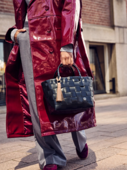 Handed By, Mini Paris, Black